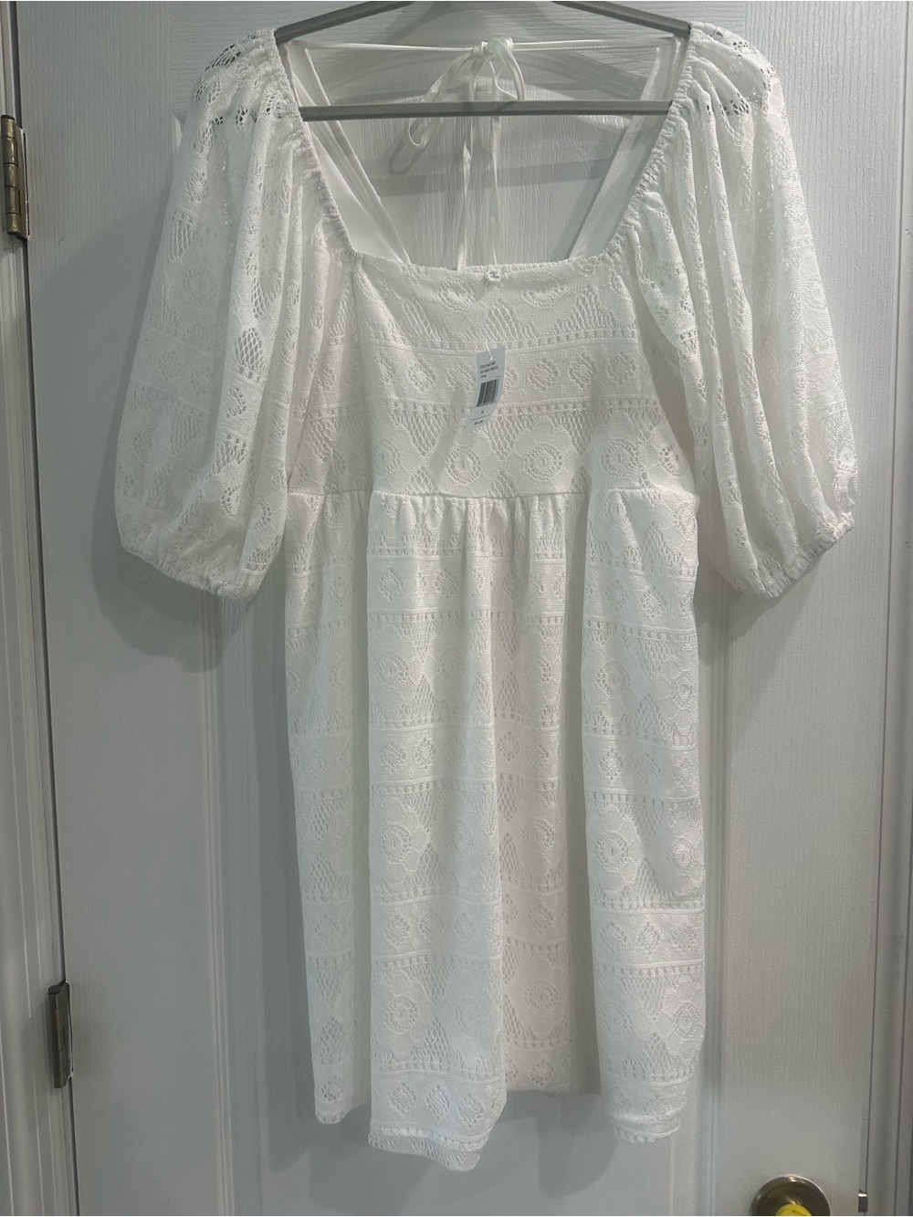 Women's White Lace Puff-Sleeve Mini Dress